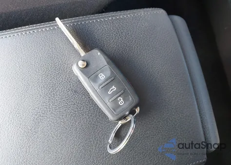 2015 Volkswagen Passat 1.8T S from USA, damaged, VIN 1VWAS7A33FC073416